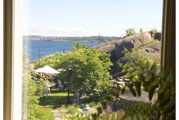 هتل Strandflickornas Husen Invid Havet