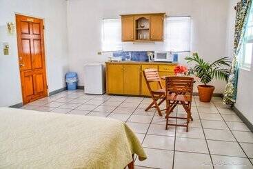 پانسیون Coco Rose Guesthouse