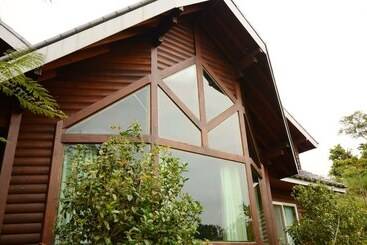 پانسیون Hsinchu Emei Canadian Woodhouse Homestay