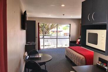 Phoenix Motels