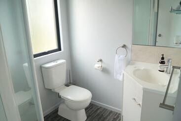 استراحتگاه Bowentown Beach Holiday Park