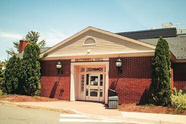 Unb Fredericton Summer Accommodations   Hostel