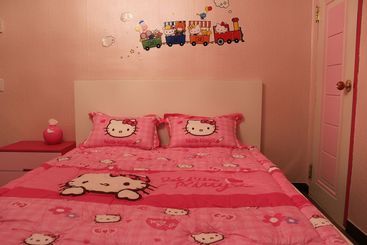Dreamers Guesthouse  Hostel