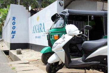 هتل Anara Villa