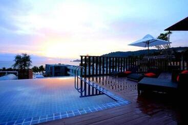 هتل 7q Patong