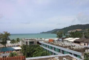 هتل 7q Patong