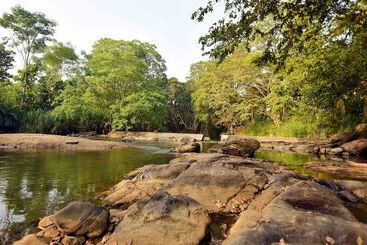 酒店 Athgira River Camping   Udawalawe