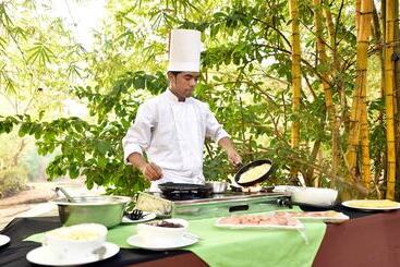 酒店 Athgira River Camping   Udawalawe