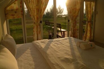 هتل Ban Bang Home Resort