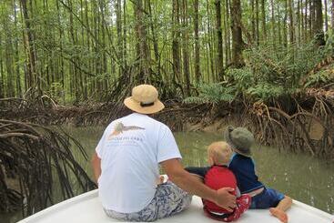هتل Bosque Del Cabo Rain Forest Lodge