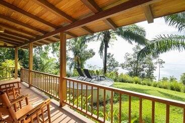 هتل Bosque Del Cabo Rain Forest Lodge