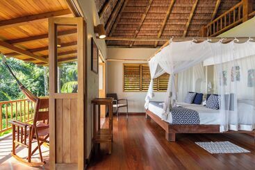هتل Bosque Del Cabo Rain Forest Lodge