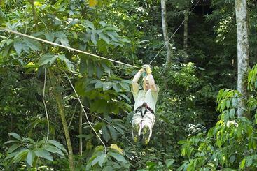 هتل Bosque Del Cabo Rain Forest Lodge