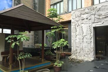 هتل Einhan Resort