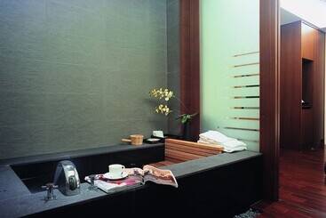 هتل Einhan Resort