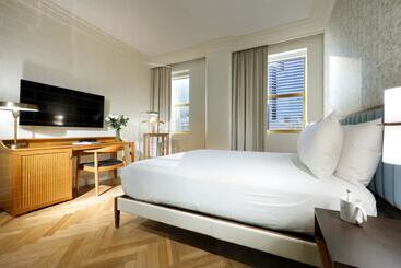 Отель Eurostars Langford