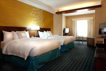 هتل Fairfield Inn & Suites By Marriott Lethbridge