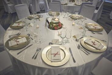 هتل Holiday Inn Express & Suites St. John S Airport, An Ihg