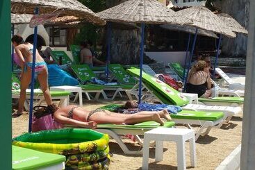 هتل Marvel Beach