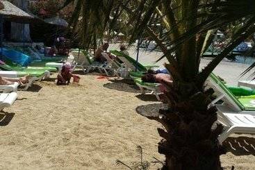 هتل Marvel Beach