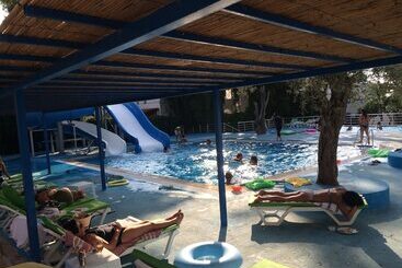 هتل Marvel Beach