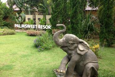 هتل Palm Sweet Resort