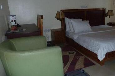 هتل Room In Lodge   Definite Destiny