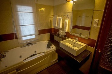 هتل Royal Nadi Resort