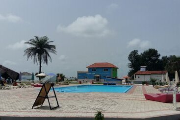 هتل Sand Beach