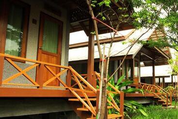 پانسیون Baan Siriporn Resort   โรงแรมบ้านศิริพร รีสอร์ท