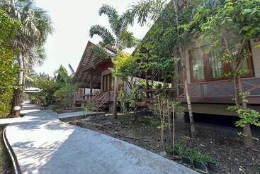 پانسیون Baan Siriporn Resort   โรงแรมบ้านศิริพร รีสอร์ท