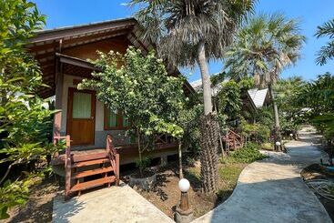 پانسیون Baan Siriporn Resort   โรงแรมบ้านศิริพร รีสอร์ท