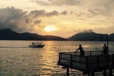 Rockbund Fishing Chalet