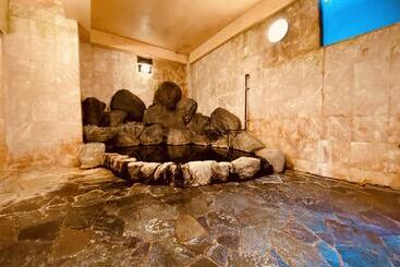 Iwayu Ryokan