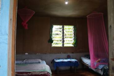 تختخواب و صبحانه Tanna Horizon Bungalows & Tours