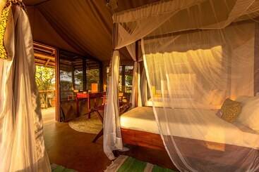 هتل Karatu Tented Lodge