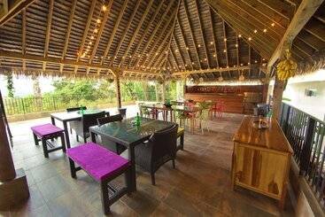هتل La Semilla Ecolodge