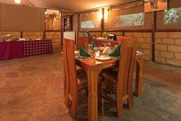 هتل Mara Kimana Camp