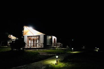 هتل Mara Sweet Acacia Lodge