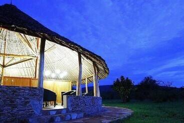 هتل Osero Enarau Camp
