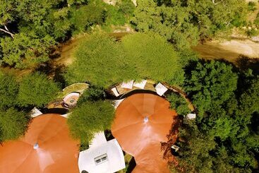 هتل Prideinn Mara Camp & Cottages