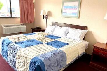 هتل Regency Inn