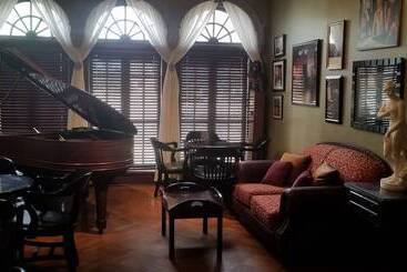 هتل Union Square Guest Quarters