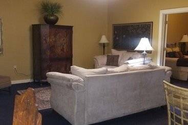 هتل Union Square Guest Quarters