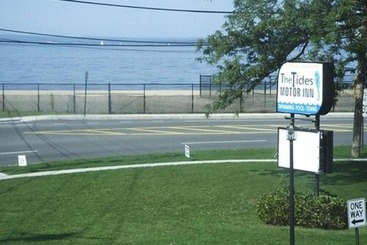 مُتل Tides Motor Inn At Stehli Beach