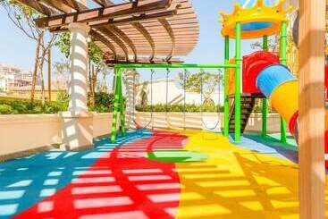 هتل Retaj Baywalk Residence
