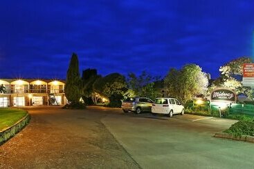 289 Midway Motel