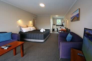 289 Midway Motel