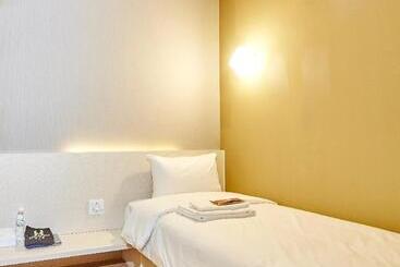 هاستل Single Inn Taipei