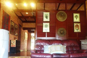 مُتل Casuarina Estate